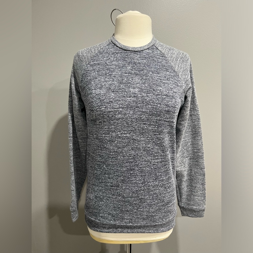 Velvet‎ by graham & spencer made in the USA long sleeved shirt in grey